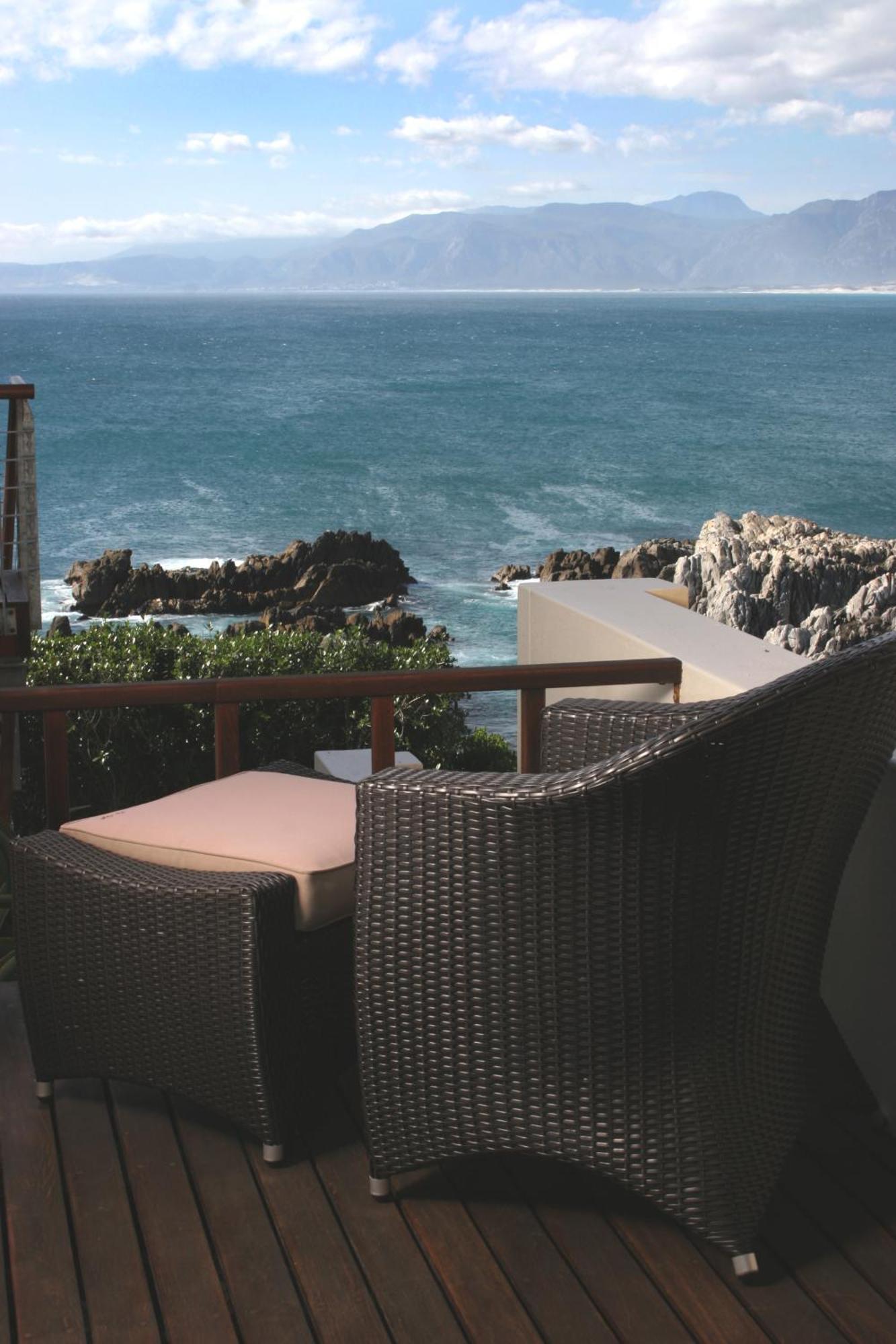 Cliff Lodge Gansbaai Rum bild