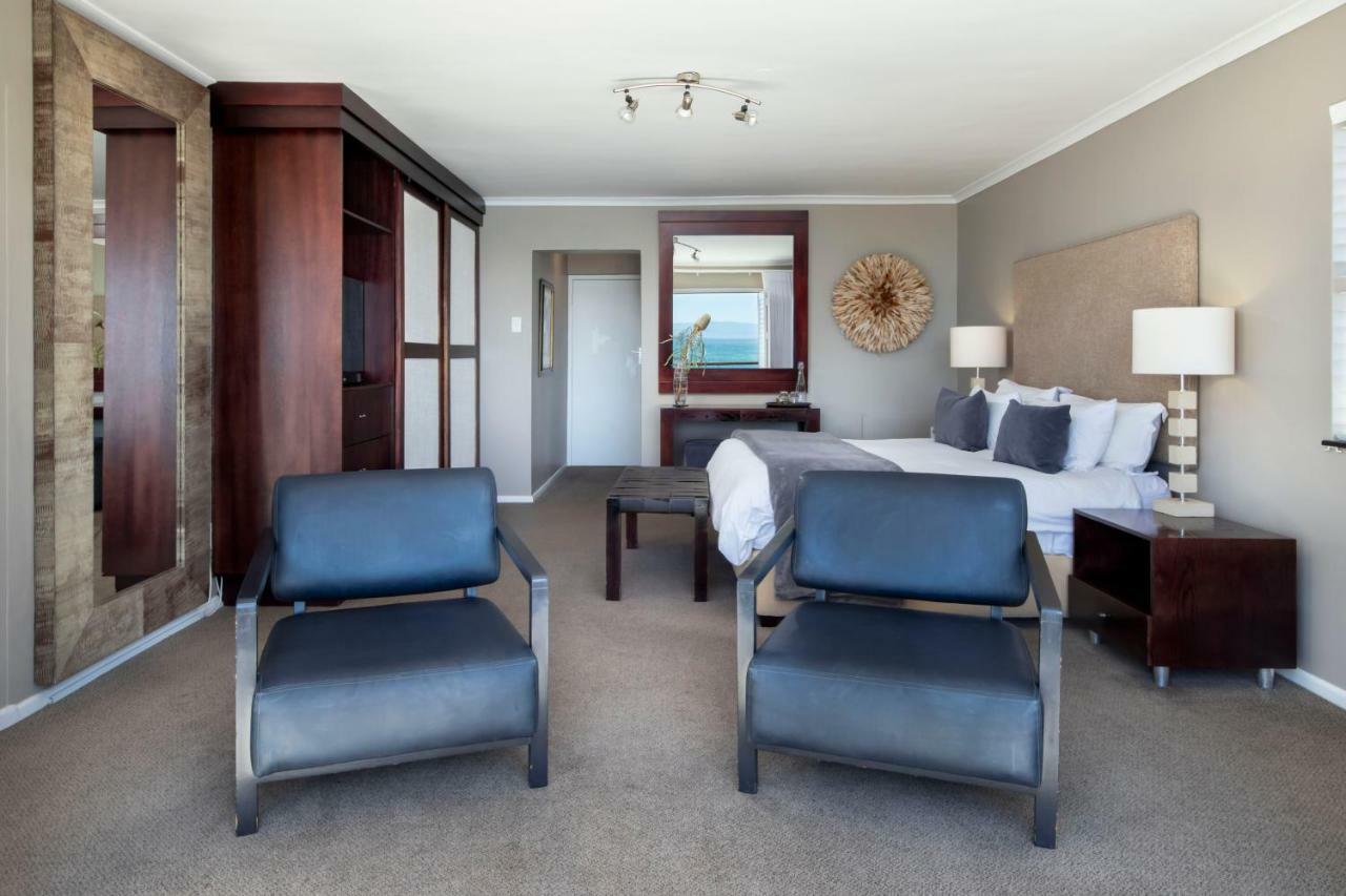 Cliff Lodge Gansbaai Exteriör bild