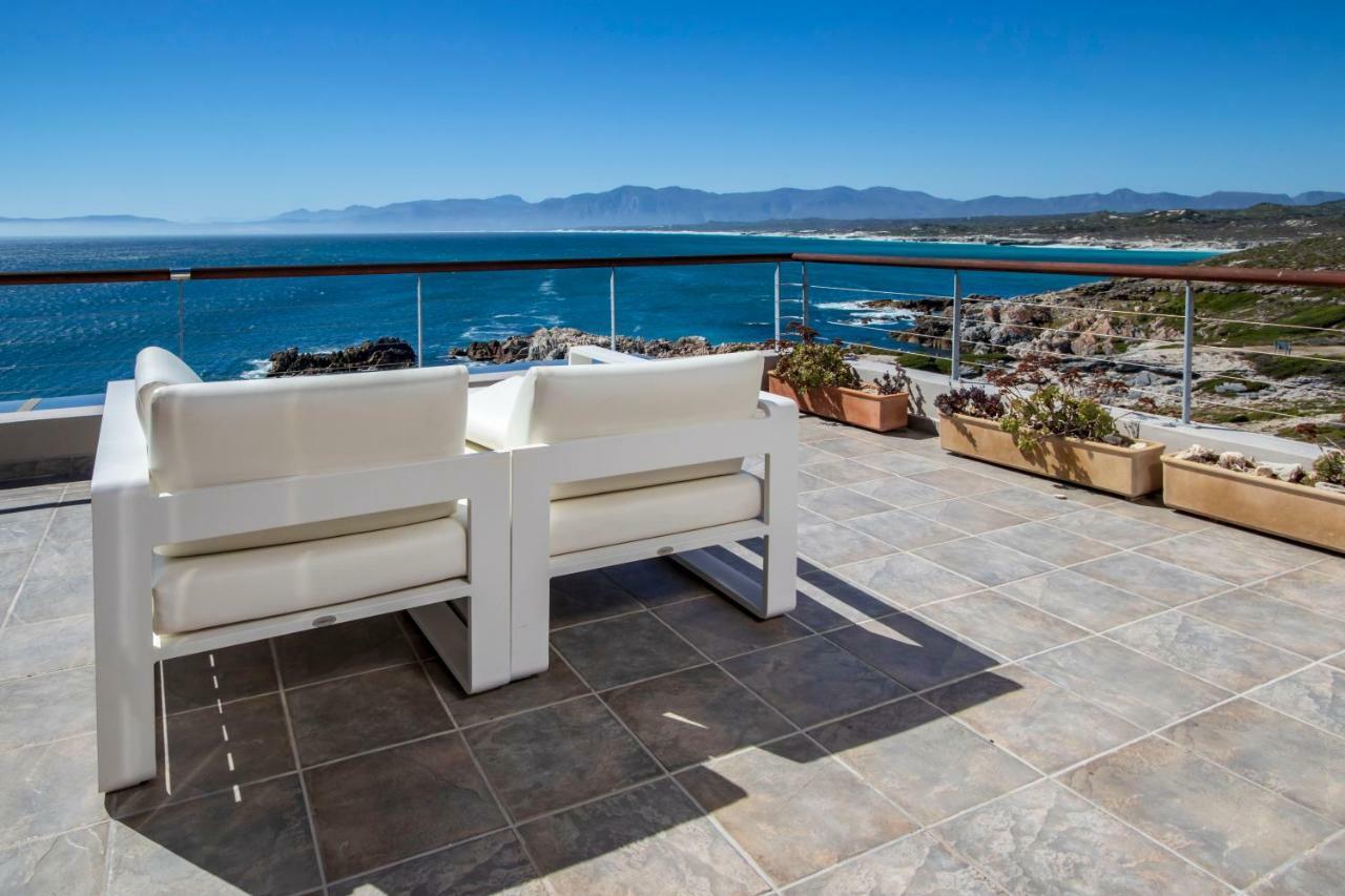 Cliff Lodge Gansbaai Exteriör bild