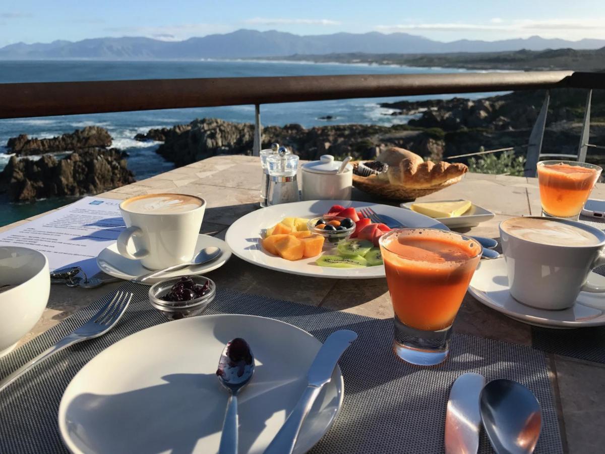 Cliff Lodge Gansbaai Exteriör bild